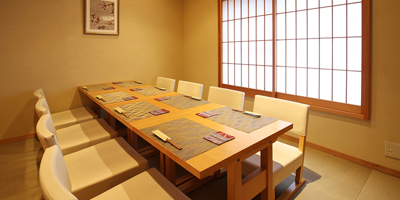 店舗のご案内